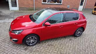 dommages motocyclettes  Peugeot 308 1.6hdi 88kw  automaat  navi  pano 2017/2