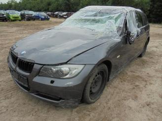 uszkodzony przyczepy kampingowe BMW 3-serie 3 serie Touring (E91), Combi, 2004 / 2012 320d 16V 2007/9