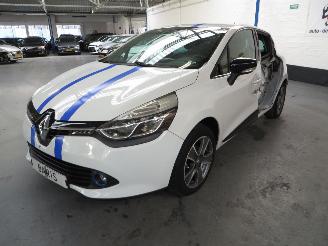 occasion passenger cars Renault Clio 0.9tce eco night&day 2015/4