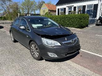 occasion campers Opel Astra 1.6 Turbo 2011/6
