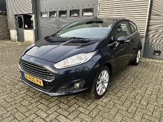 damaged commercial vehicles Ford Fiesta 1.0 Ecoboost CLIMA / NAVI / CRUISE / PDC 2017/2