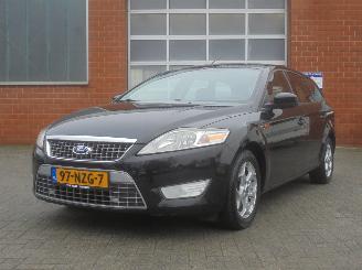 dommages machines Ford Mondeo Trend 2.0-16V Stationwagon, Climate& Cruise control, Navi, Trekhaak 2007/11