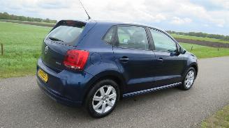 damaged passenger cars Volkswagen Polo 1.2 TDi  5drs Comfort bleu Motion  Airco   [ parkeerschade achter bumper 2012/7