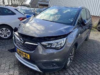 dommages motocyclettes  Opel Crossland X  1.2 Turbo Automaat  ( Panorama dak )  21400 KM 2019/4