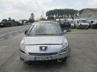 dañado vehículos comerciales Peugeot 5008  2012/4