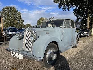 dommages scooters Triumph Renown 2 LITRE SALOON 1951/1