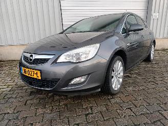 occasion passenger cars Opel Astra Astra J (PC6/PD6/PE6/PF6) Hatchback 5-drs 1.4 16V ecoFLEX (A14XER(Euro=
 5)) [74kW]  (12-2009/10-2015) 2010/6