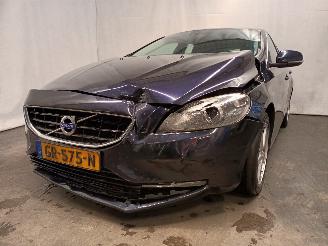Damaged car Volvo V-40 V40 (MV) 2.0 D2 16V (D4204T8(Euro 6b)) [88kW]  (02-2015/08-2019) 2015/8