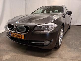 dañado vehículos comerciales BMW 5-serie 5 serie Touring (F11) Combi 520d 16V (N47-D20C) [120kW]  (06-2010/02-2=
017) 2012/2