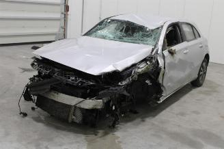 Damaged car Mercedes A-klasse A 180 2021/11