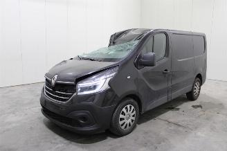 occasion passenger cars Renault Trafic  2020/1
