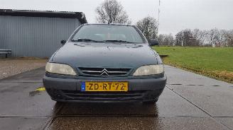 krockskadad bil auto Citroën Xsara Xsara Hatchback 1.8i 16V Exclusive (XU7JP4(LFY)) [81kW]  (04-1997/09-2000) 1998/2