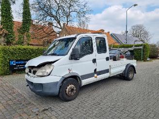 damaged commercial vehicles Iveco Daily 65c18 3.0L Tischer Lepel / Bril PTO 2009/7